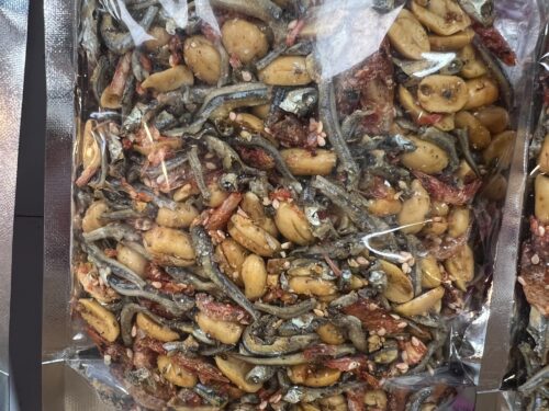 三合一現吃魚乾，櫻花蝦，花生