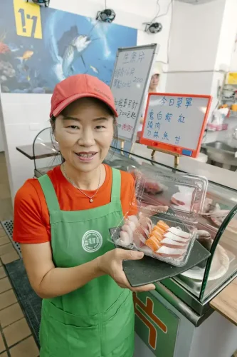 17 船釣生魚片-龜吼漁夫市集_2025-09-05_085